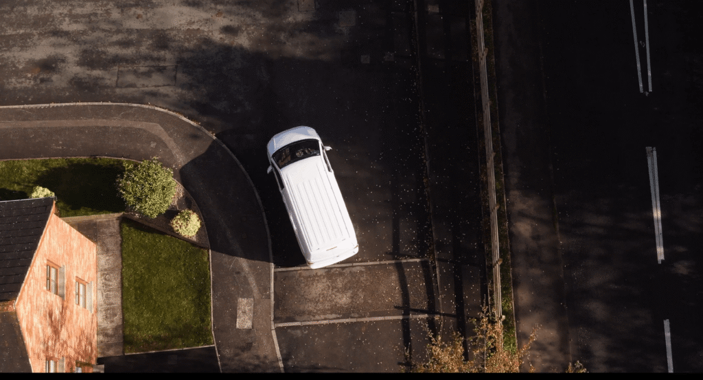 Tourenplanung & Navigation für Bäckereien Lieferfahrzeug auf dem Weg zum Kunden